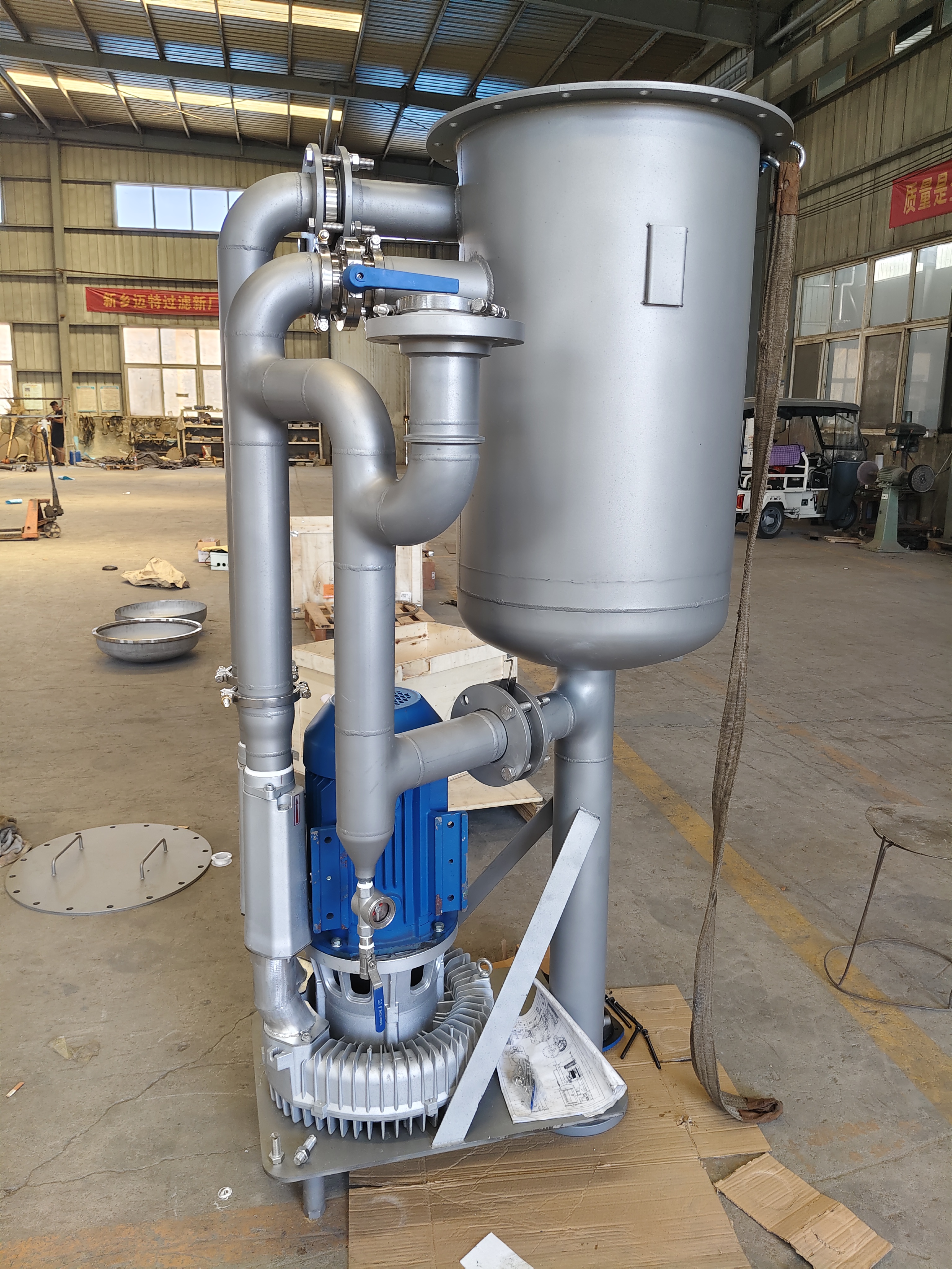 5.5kw防爆式油霧分離，500方風(fēng)機(jī)油霧分離器發(fā)貨送客戶手中，